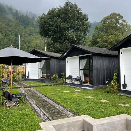Hotel Ginastro Hom Bangli Exterior foto